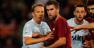 Рома спечели дербито срещу Лацио (видео)