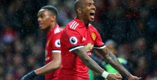 Юнайтед се измъчи за успех над Брайтън (видео)