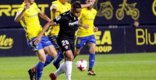 Севиля с единия крак на 1/4-финал, Валенсия също гледа спокойно към реваншите