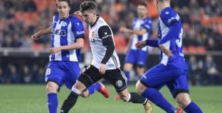 Валенсия взе аванс преди реванша с Алавес (видео)