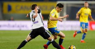 Последният в класирането удари по амбициите на Валенсия