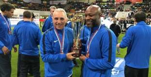 Стоичков вдигна купа в Москва