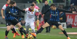 Интер писа двойка на Беневенто (видео)