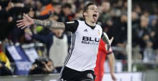 Валенсия се доближи на две точки от Реал Мадрид (видео)