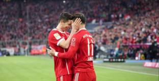 Байерн разгроми Дортмунд, но Шалке им попречи да вдигнат титлата