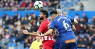 Атлетико отказа да короняса Барселона - столичани с труден успех над Алавес (видео)