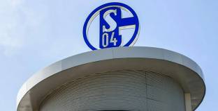 Шалке 04 официално прекрати с 
