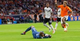 Германия с нова издънка за радост на Холандия