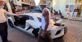 Менди рискува да загуби автомобил за над половин милион