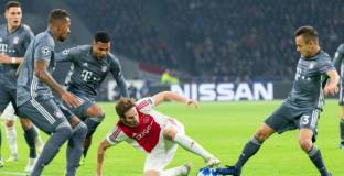 Зрелище между Аякс и Байерн и победа за Банфика запазиха таблицата непроменена (видео)