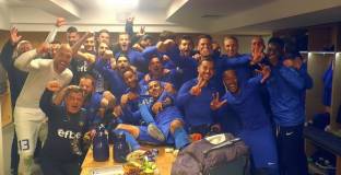 Радостта в съблекалнята на Левски след победата над ЦСКА (видео)