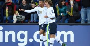 Франция се реваншира на феновете си с четири гола срещу Андора