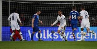 Гол от дузпа носи важна победа на Франция срещу Исландия 