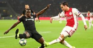 Късен гол донесе трите точки на Челси в Амстердам