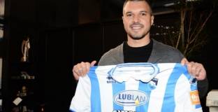 Божинов подписа с тим от Серия Б