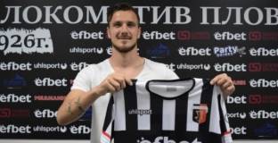 Играч на Локо Пловдив: Тренираме, ама по двама