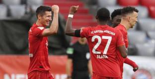 Байерн загря за Дортмунд с погром над Айнтрахт