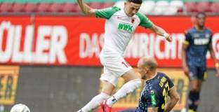 Аугсбург и Кьолн си размениха по един късен гол