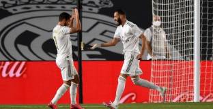 Реал проспа едно полувреме, но победи Валенсия