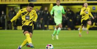 Борусия Дортмунд победи и изпревари Волфсбург (видео)