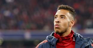 Агентът на Толисо отрече за Манчестър Юнайтед