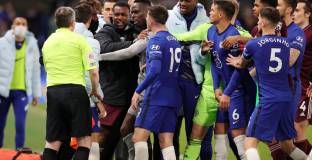 ФА обвини Челси и Лестър 