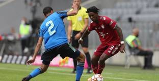 Байерн и Аякс с реми в контрола