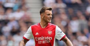 Уайт е поредната жертва на коронавируса в Арсенал