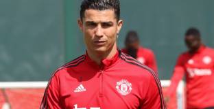   Клуб съблазнява Роналдо със 125 млн. на година 