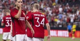 Драматична победа за Ман Юнайтед, Арсенал с издънка