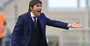 Конте пристигна в Лондон за преговори с Тотнъм 