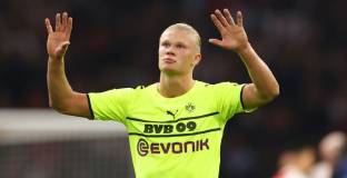 Фърдинанд обясни защо Холанд трябва да премине в Ливърпул 