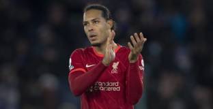  Ван Дайк: Титлата е в ръцете на Ман Сити