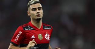 Ман Юнайтед се съгласи да продаде Перейра на Фламенго