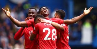 Челси се затрудни с Нотингам (видео)