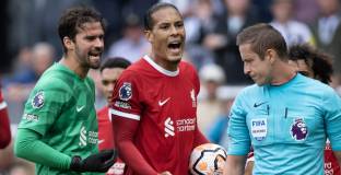 Ван Дайк може допълнително да бъде наказан