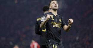 Реал и Наполи финишираха в групата с победи