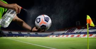 Наказаха съдията на мача Аржентина - Бразилия