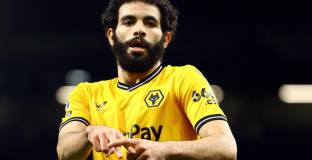 Ман Сити се интересува от ляв бек на Уулвс 