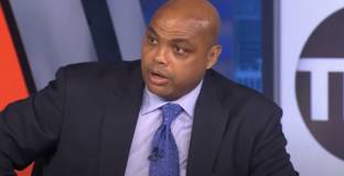 Баркли отправи критики към Йокич и О'Нийл 