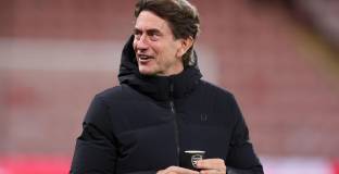 Тотнъм все още не е взел решение за Франк  