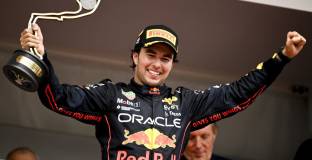 Ред Бул се разделя с Перес до Коледа 