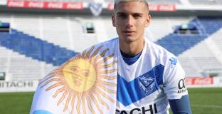  Лудогорец хвърли око на крило на Велес