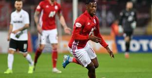 Вив Соломон-Отабор: Харесвах играта на Феномена Роналдо и Тиери Анри