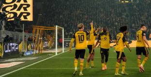 Борусия Дортмунд с ценна победа срещу адашите от Гладбах
