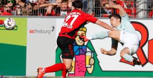 Фрайбург препъна Байерн и го свали от върха (видео)