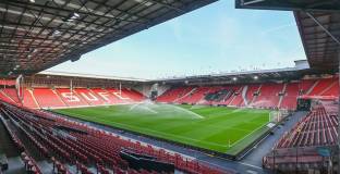 Ливърпул ще превземе Шефилд лесно