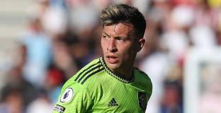 Франк призна, че Мартинес е станал мишена за Брентфорд 