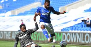 Кардиф Сити - Шефилд Уензди 0:2 