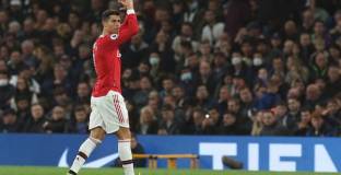 Невил: Роналдо спечели мача с Тотнъм